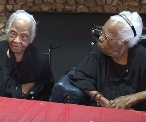 102 Year Old Twin Sisters Celebrate Birthday Together Naturally