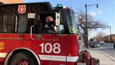 Chicago Fire Department Engine 108 Responding Youtube