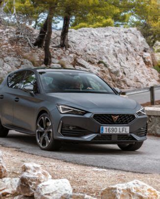 Cupra León 2 0 TSI 245 CV DSG la versión de acceso desde 41 060 euros