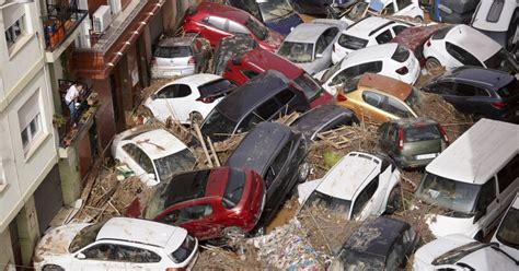 La Tragedia Dell Alluvione In Spagna Si Parla Di 158 Morti E Decine Di