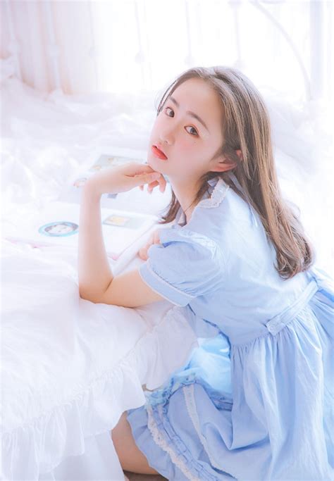 Loá mắt với biệt đội phù dâu toàn hot girl xinh đẹp có cả An Japan Nguyễn Lê Vi Titanic Nơi