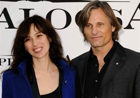 Viggo Mortensen Height, Weight, Age, Girlfriend, Family, Facts, Biography