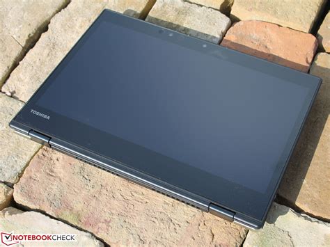 Toshiba Port G X W U Gb Convertible Review Notebookcheck