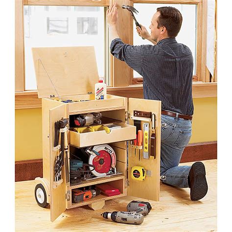 Go Anywhere Tool Caddy Woodworking Plan From Wood Magazine