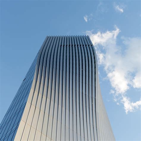 煊赫工业技术江苏有限公司 提供质高价优的设备、系统和工业零部件 煊赫工业技术江苏有限公司 工业技术解决方案供应商