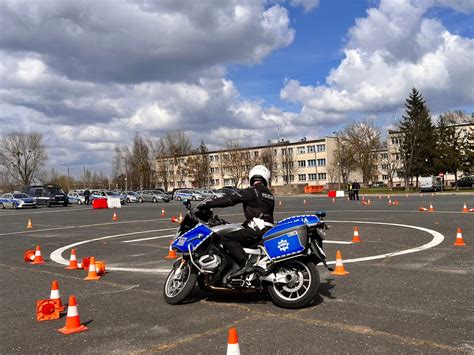 Policjant Ruchu Drogowego Edycja Aktualno Ci Wydzia Ruchu