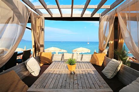 10 Best Beach Clubs And Bars In Tulum Where To Beverage Dine And