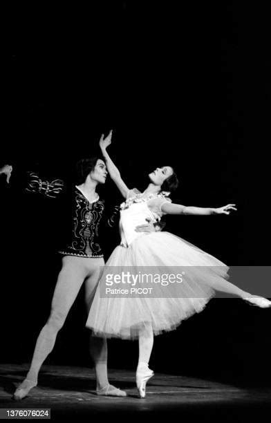 174 Ballet De Lopéra De Paris Stock Photos High Res Pictures And