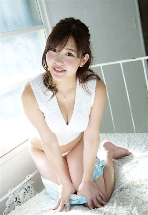 Japanese Yuriko Ishihara Mag Waitress Rough 3