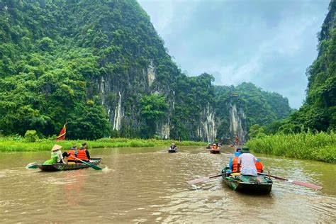 Small Group Hoa Lu Tam Coc Day Tour From Hanoi