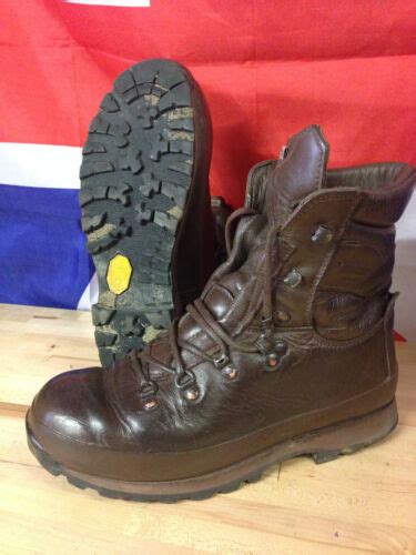 Genuine British Army Brown Alt Berg Defender Altberg Combat Boots Grade