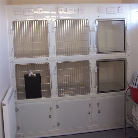 Plaztek Veterinary Suppliers Glass Fronted Veterinary Cages Kennels