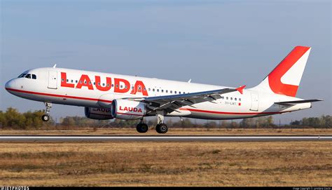 9H-LMT | Airbus A320-214 | Lauda Europe | Loredana Cioclei | JetPhotos