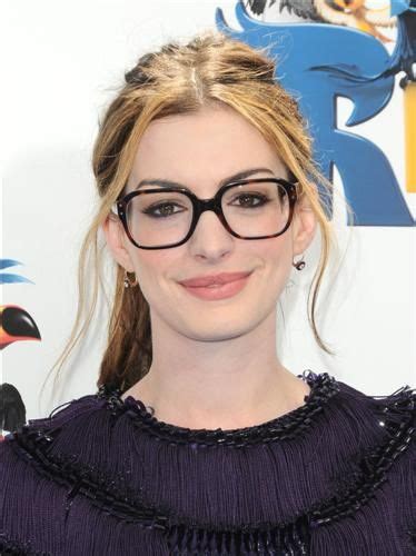 I Want These Glasses Spectacular Spectacles Anne Hathaway Anne