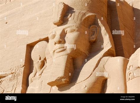 Hier Mit Pharao Ramses Ii Fotos Und Bildmaterial In Hoher Aufl Sung