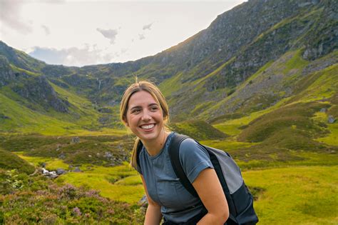 A Guide to Midges & Ticks in Scotland | VisitScotland