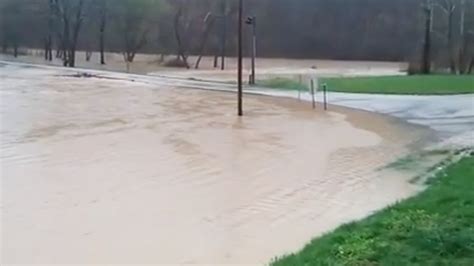 Video Show Flooding in Kentucky - NBC News