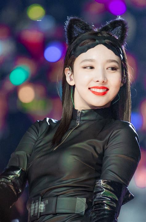 Chic Madam Nayeon Hot Sex Picture