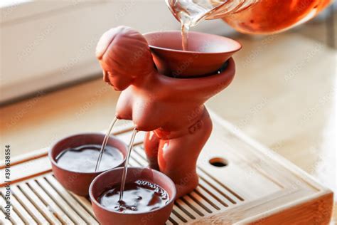 Chinese Tea Figure A Sieve Of Red Clay Girl With Naked Breasts And Hands Behind His Back Tea