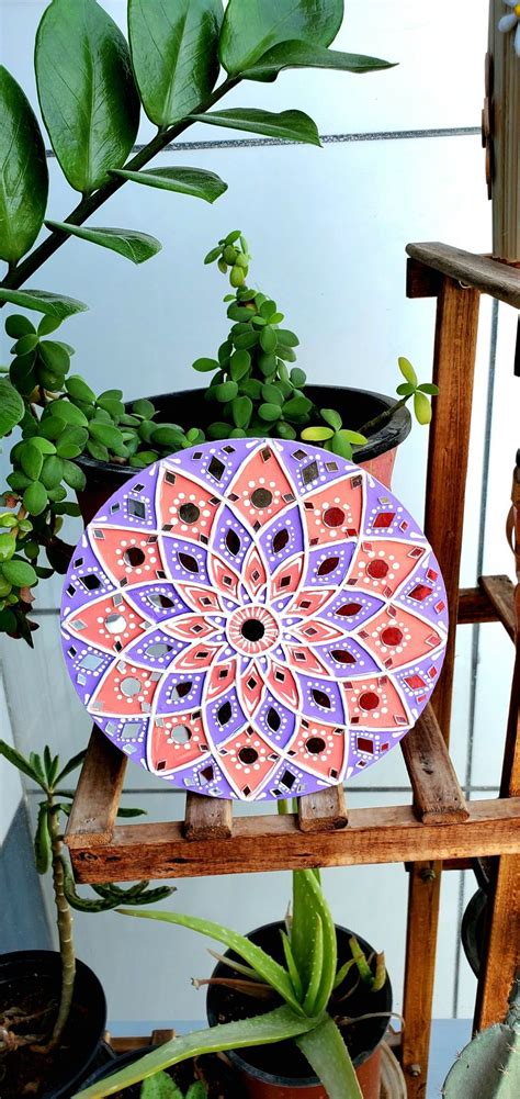 Lippan Art | Traditional Art in 2022 | Mandala art, Festival decorations, Art