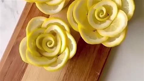 Безумно красивая подача лимона