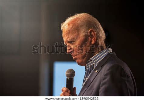 276 Joe Biden Podium Images, Stock Photos & Vectors | Shutterstock