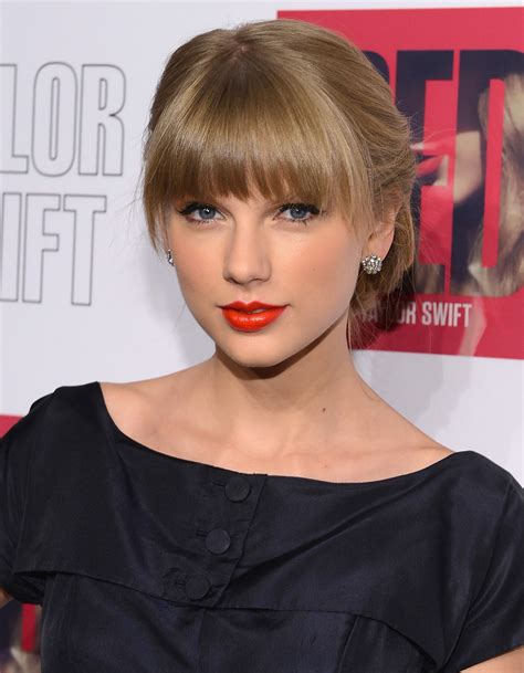 Taylor Swift Red Deluxe Edition Cd Launch Party Just Fab Celebs
