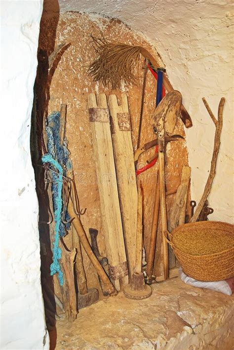 Grottes Souterraines Berbère Dans Tataouine Photographie éditorial