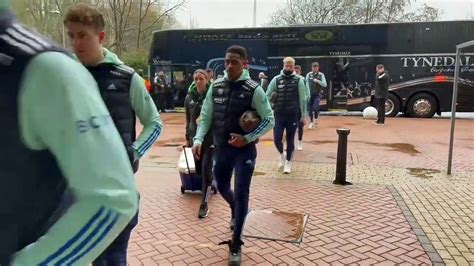 Leeds United Arrive At The John Smith S Stadium Video Dailymotion