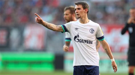 Fortuna Düsseldorf Raman Berater klagt wegen Transfer zu Schalke