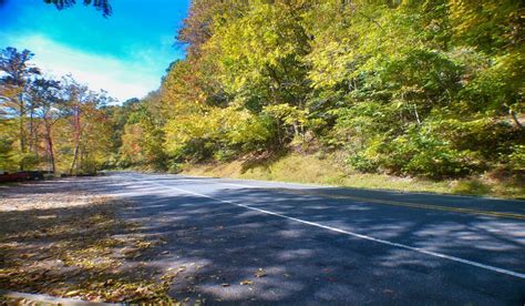 Explore Western North Carolinas Scenic Drives A Road Trip Guide