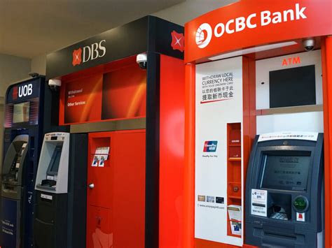 Should I get a credit card in Singapore?