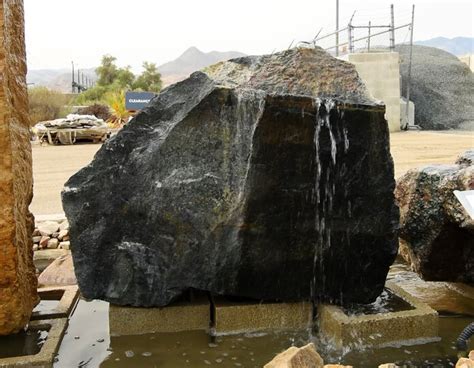 Cresta Natural Boulder Fountain Southwest Boulder Stone