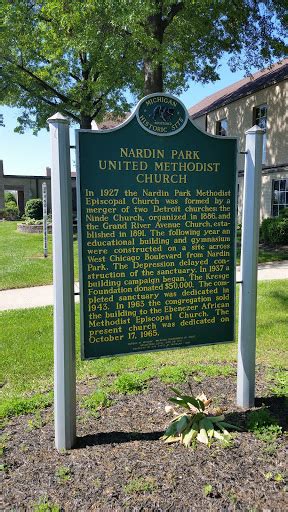 Nardin Park united Methodist Church Portal in Briarwood Senior Housing ...