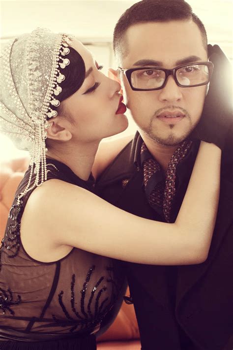 Ảnh cưới nóng bỏng của anh trai Bảo Thy và hot girl giàu có