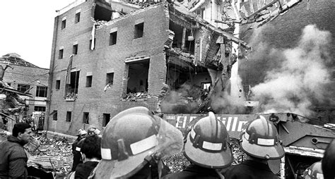 Fotos 30 años del atentado de la casa cuartel de Zaragoza España