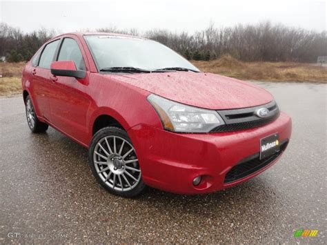 Sangria Red Metallic Ford Focus Ses Sedan Photo