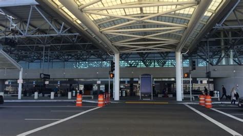 Oakland Airport Terminal 2 - Complete Guide