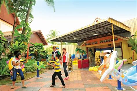 A Famosa Waterpark Tickets Price 2025 + [Promotions / Online Discounts]