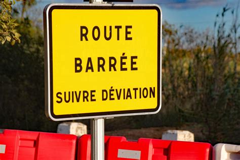 Loire Des travaux sur une route importante des accès totalement fermés