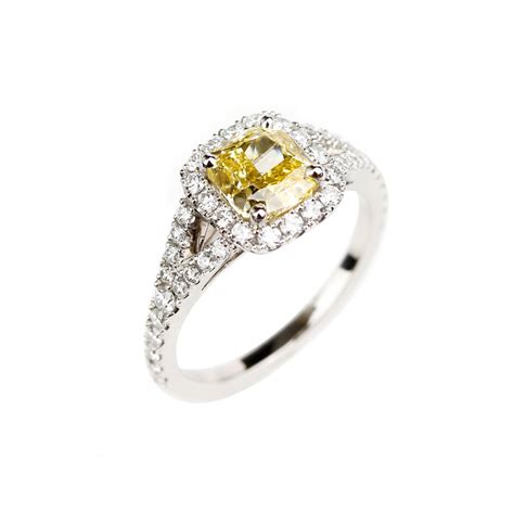 Bague Fian Ailles Diamant Jaune Entourage Diamants Or Blanc