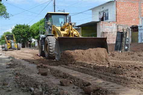 Comenzaron Los Trabajos Para Pavimentar Calle Colombia Municipalidad