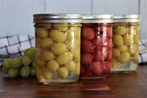 Canning Grapes - Creative Canning