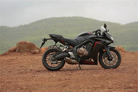 2017 Honda CBR 650F: Road Test Review | BikeDekho