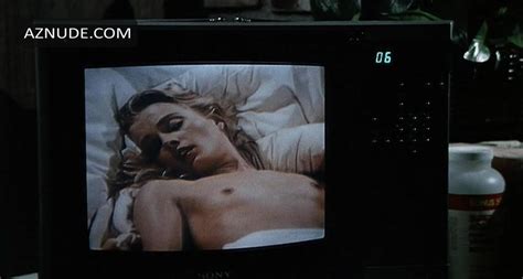 MERETE VAN KAMP Nude AZNude