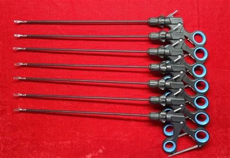 Laparoscopic Fenestrated Grasping Forcep Mmx Mm High Quality