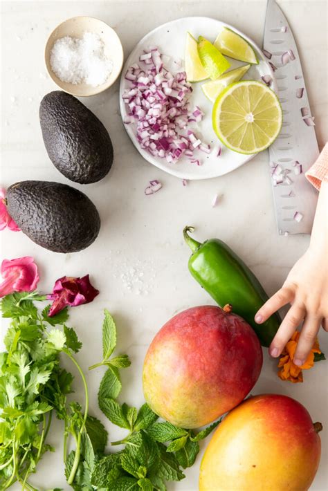 Avocado Mango Salsa With Spice