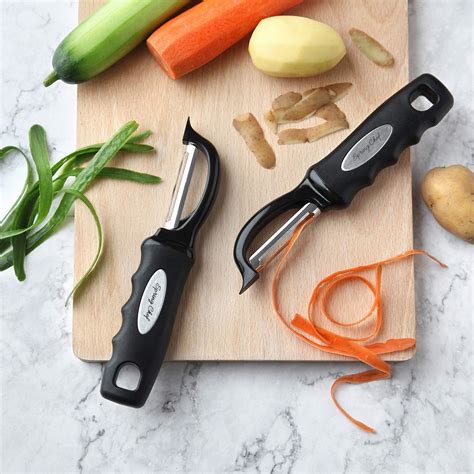 Spring Chef Premium Swivel Vegetable Peeler » Petagadget