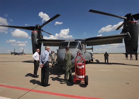 Us Senator Visits Cannon Cannon Air Force Base Article Display