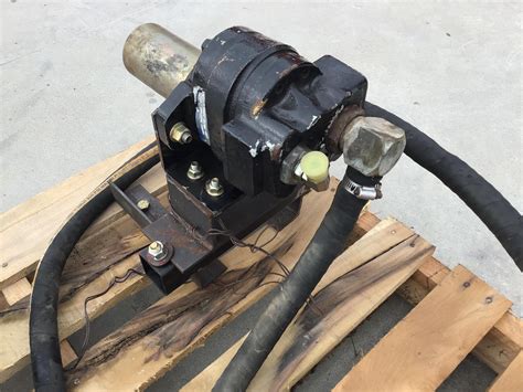 White Planter Pto Hydraulic Pump And Reservoir Agriculture Bigiron
